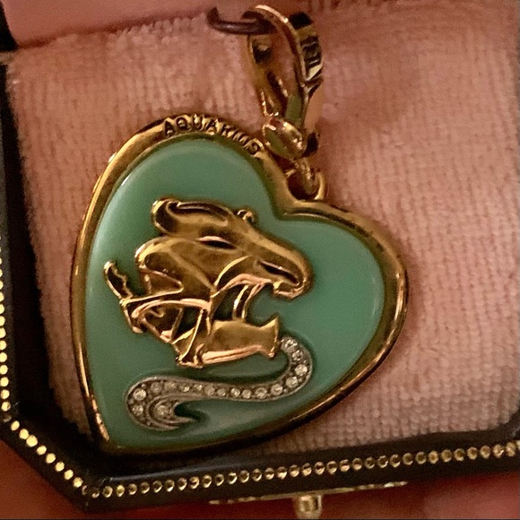 NEW Boxed RARE Juicy Couture Aquarius ♒️ 💜Charm - Picture 7 of 11